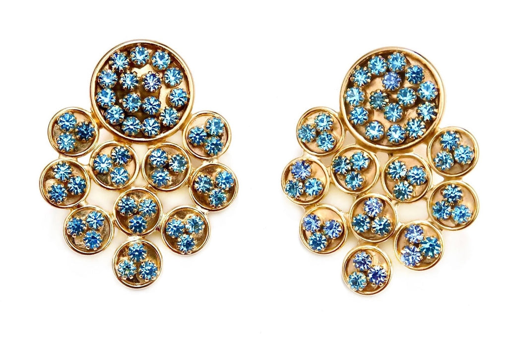 Repetitive metal circle earrings with Swarovski stones