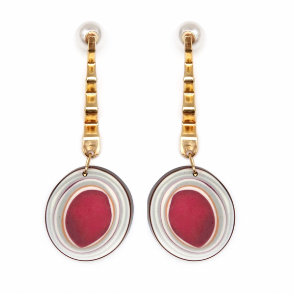 Crinkle earrings with red resin pendant
